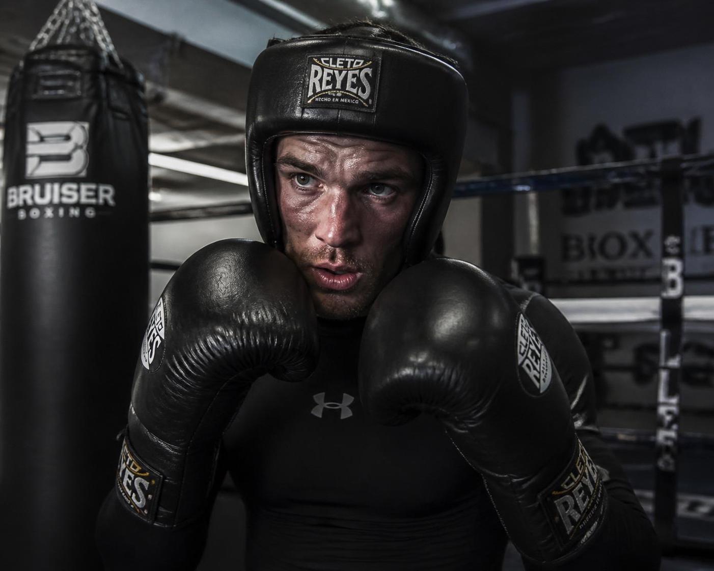 découvrez les blessures les plus fréquentes en boxe et apprenez comment les prévenir grâce à des conseils pratiques et des techniques adaptées.