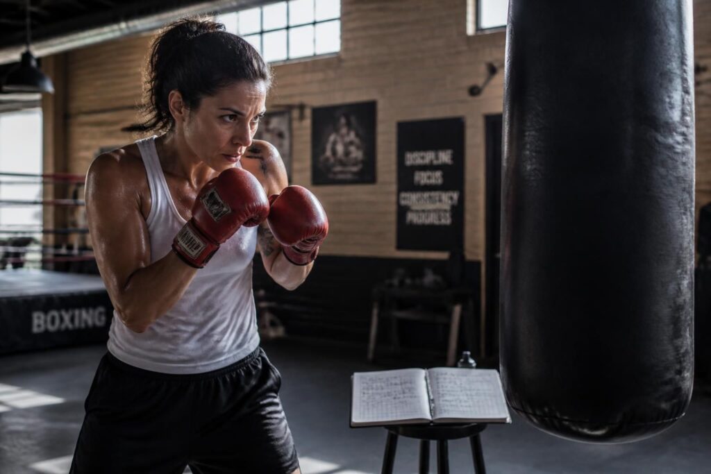 découvrez comment se fixer des objectifs clairs en boxe pour progresser efficacement tout en restant concentré et motivé.